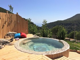 Ambar Cabins