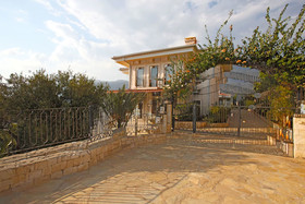 Antiphellos A