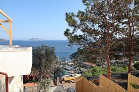 Blue Island Luxury Hotel