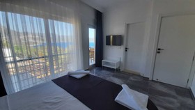 Blue Island Luxury Hotel