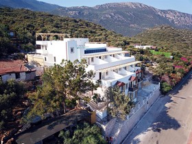 Blue Island Luxury Hotel