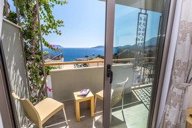Defne Hotel