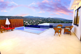 Golden Villa