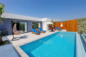 Golden Villa