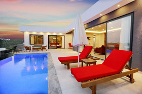 Golden Villa