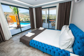 Golden Villa