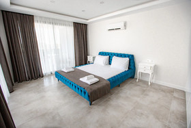 Golden Villa