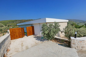 Golden Villa