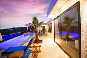 Golden Villa
