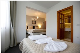 Himm Hotel