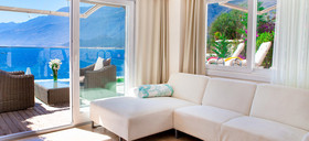 Peninsula Gardens Hotel & Beach