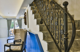 Livia Hotel