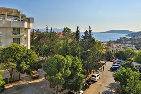 Lora Kas Otel