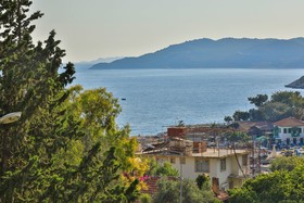 Lora Kas Otel