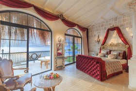 Lukka Exclusive Hotel