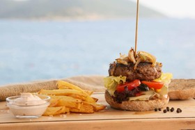 Nur Beach Hotel