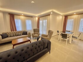 Sarisoy Apart