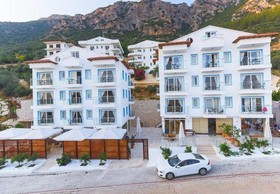 Saylam Suites
