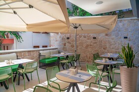 Seatown Hotel