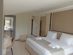 Seatown Hotel