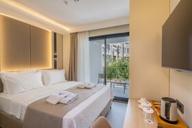 Seatown Hotel
