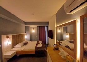 Un Amor The Hotel