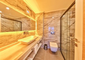 Un Amor The Hotel