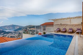 Villa Manolya by Lucida Villas