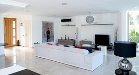 Villa Moonshine