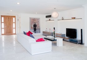 Villa Moonshine