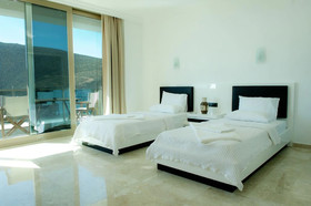 Villa Moonshine