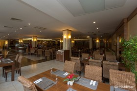 Ambassador Plaza Hotel