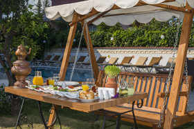 Amore Hotel