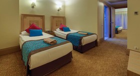 Crystal De Luxe Resort & Spa