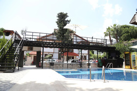 Derin Luxury Hotel