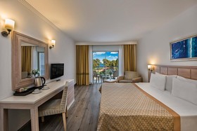DoubleTree by Hilton Antalya Kemer
