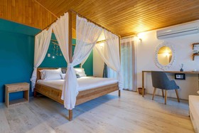 Etenna Beach Bungalows