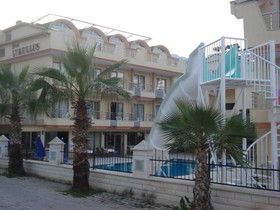 Elamir Grand Lukullus