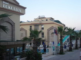Elamir Grand Lukullus