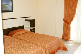 Himeros Beach Hotel