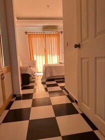 London House Hotel