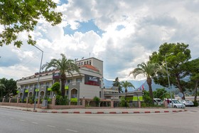 Rich Melissa Hotel & SPA