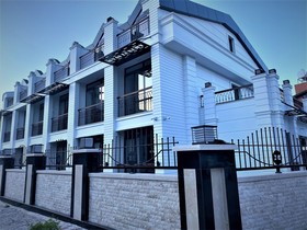Miyas Luxury Hotel