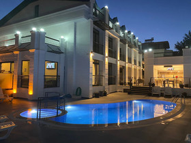 Miyas Luxury Hotel
