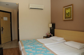 Viking Nona Beach Hotel