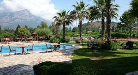 Hotel Berke Ranch & Nature