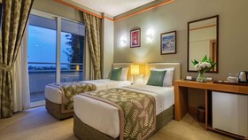LABRANDA Alantur Resort