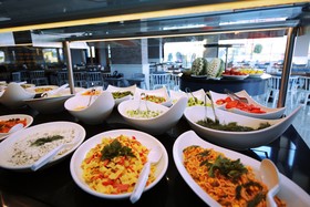 Sey Beach Hotel & Spa