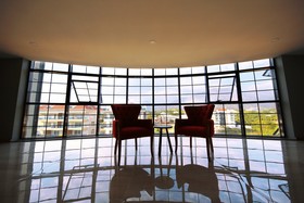 Sey Beach Hotel & Spa