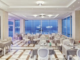 Dobedan World Palace Kemer